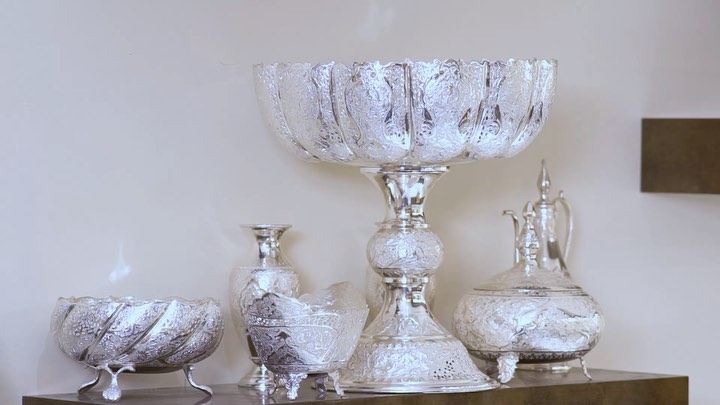 شکلات خوری نقره قلمزنی.jpg